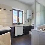 Σπίτι διακοπών Debora With Private Pool And Backyard, Pet Friendly