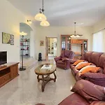 Σπίτι διακοπών Debora With Private Pool And Backyard, Pet Friendly *