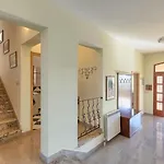 Debora With Private Pool And Backyard, Pet Friendly Vodnjan