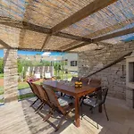 Σπίτι διακοπών Debora With Private Pool And Backyard, Pet Friendly *