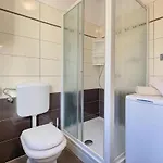 Debora With Private Pool And Backyard, Pet Friendly * Vodnjan