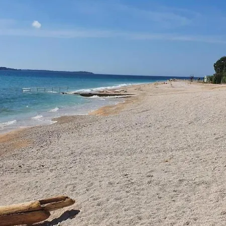 Nyaraló Debora With Private Pool And Backyard, Pet Friendly *